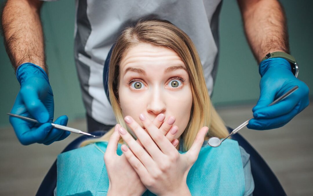 ¿Podría estar fallando tu implante por algo que nadie ve?- la zona de transición óseo‑implantaria